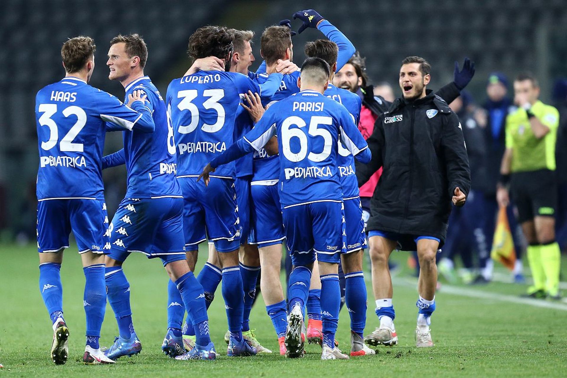 手臂酸痛时 手臂酸痛时