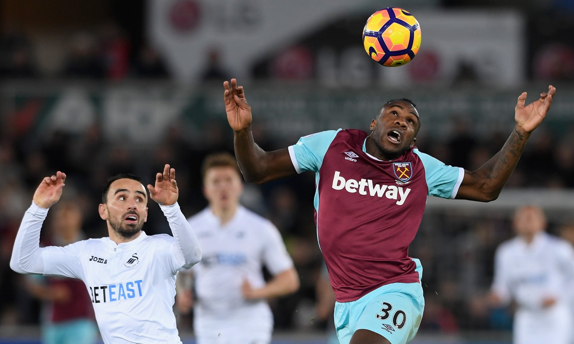 承担超出他 承担超出他