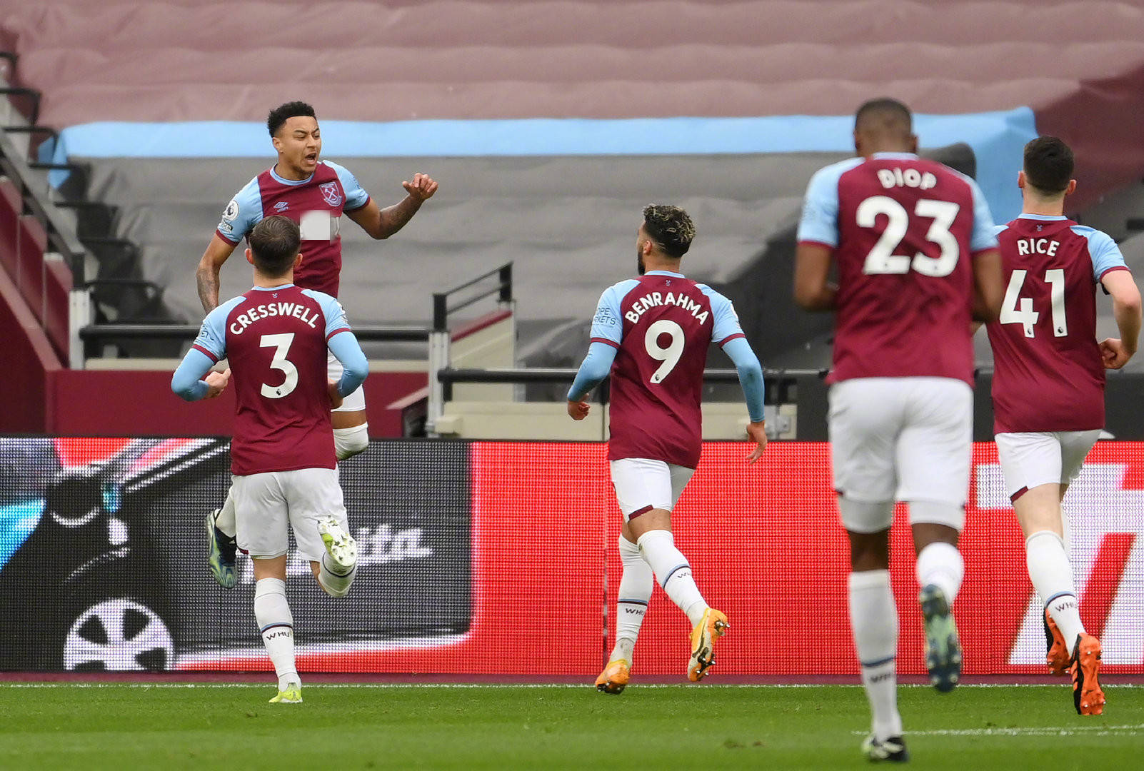 保持沉着冷 保持沉着冷